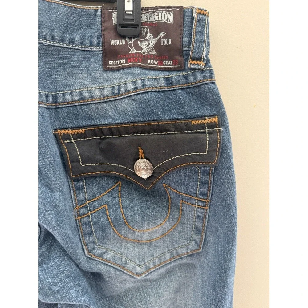 True Religion Ricky Relaxed Straight Leg Jeans Mens 34 Med Wash Blue Denim USA